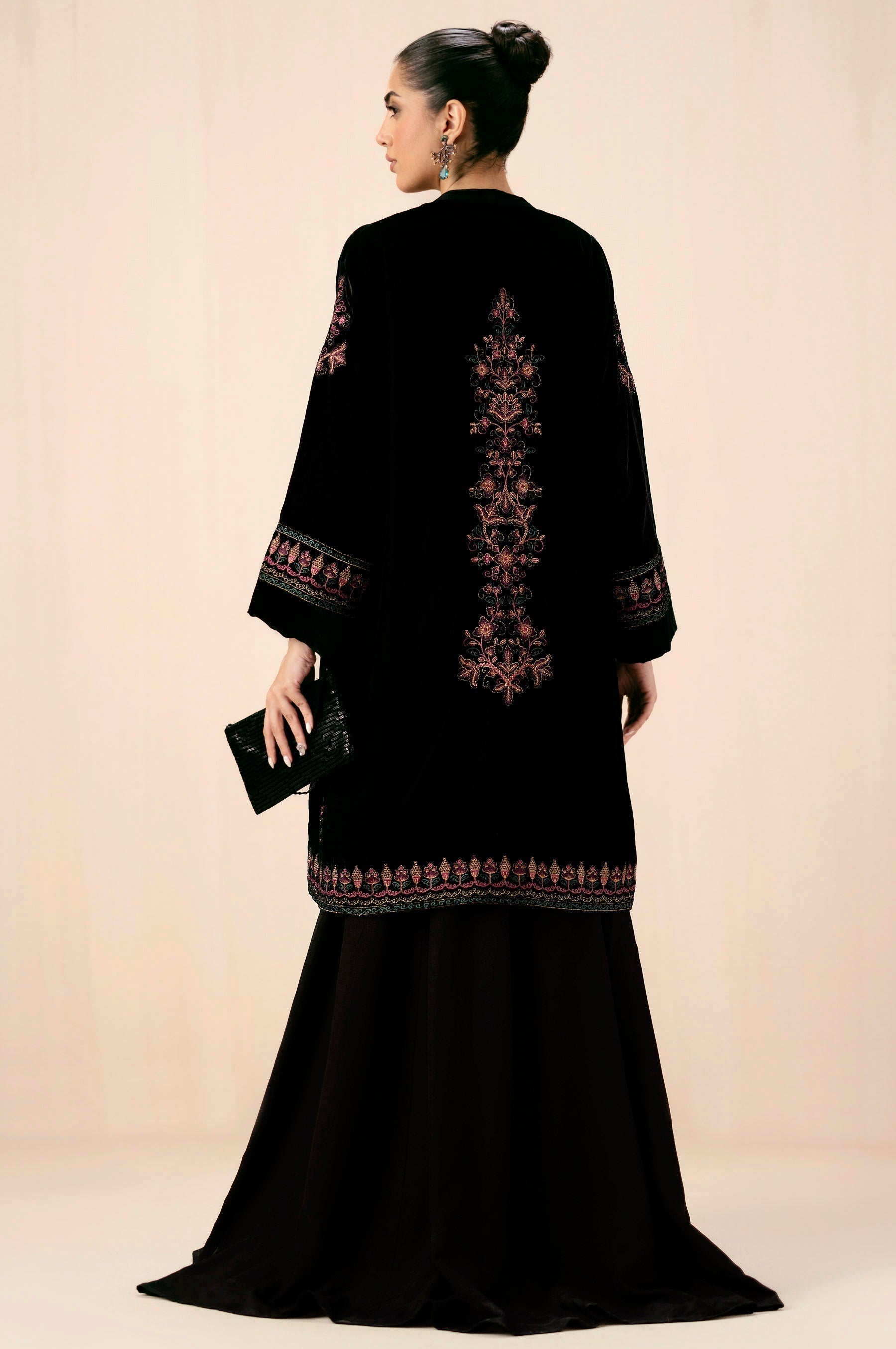 Zeen | Winter Collection | Velvet Jacket 03 - House Of Hania