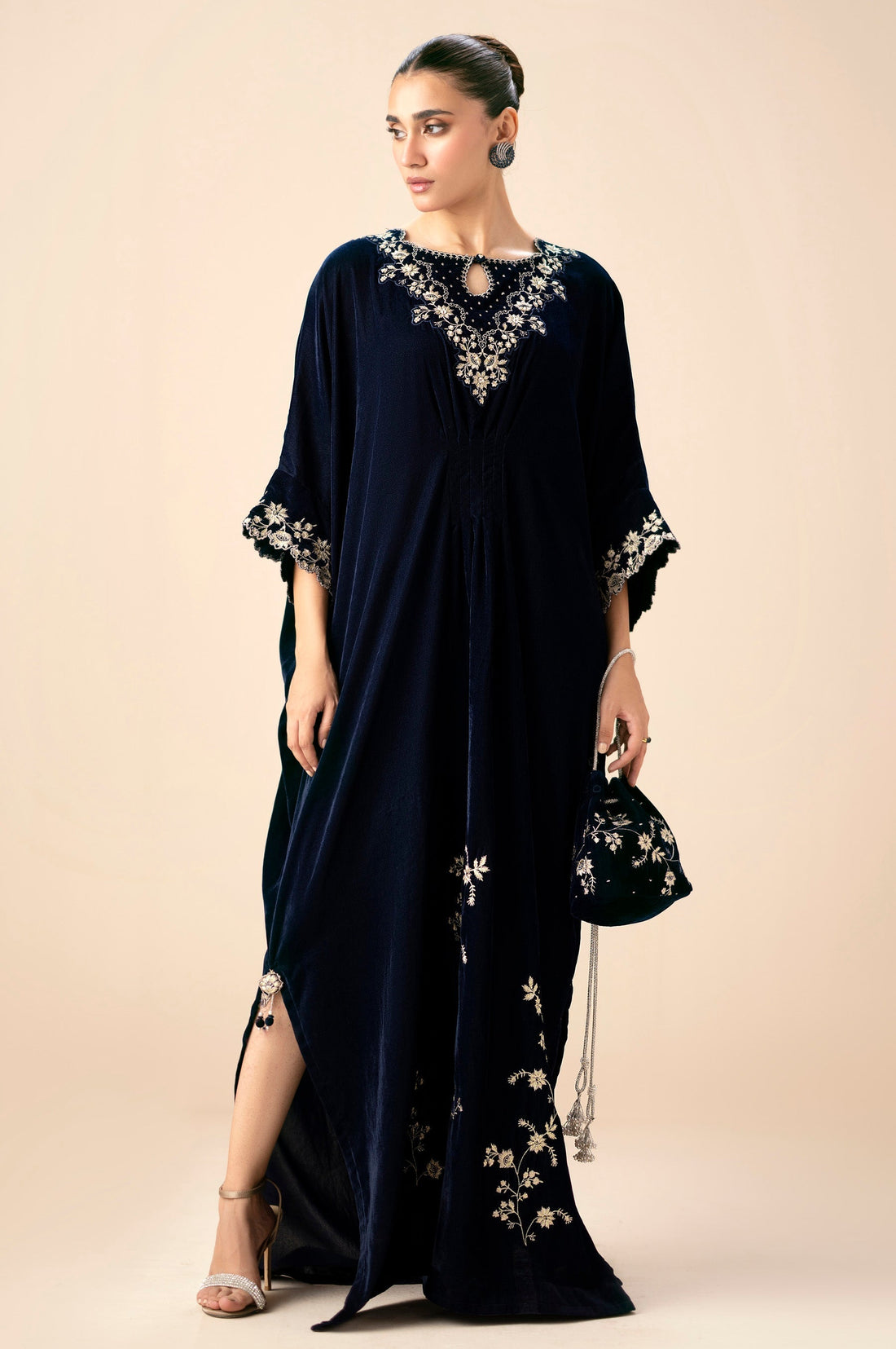 Zeen | Winter Collection | Velvet Kaftan 02 - House Of Hania