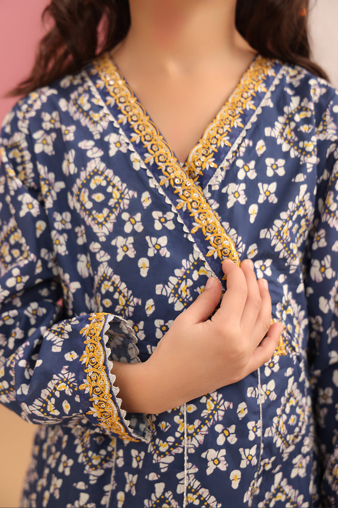 Zellbury Girls | 3 Piece Cambric | Embroidered Kurta Dupatta Trouser - 3821 - House Of Hania