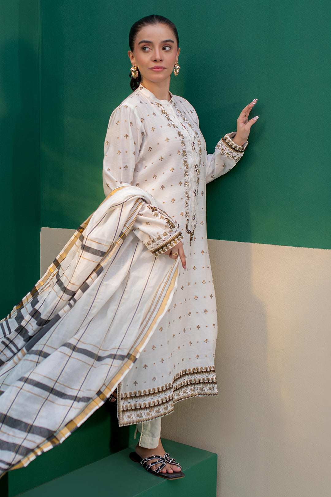 Zellbury | Summer Pret | Embroidered Kurta Dupatta - 1978 - House Of Hania