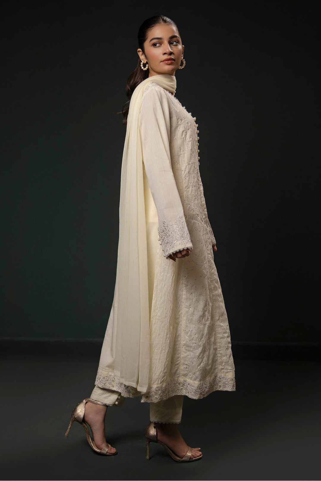 Zellbury | Summer Pret | Embroidered Kurta Dupatta Trouser - 3332 - House Of Hania