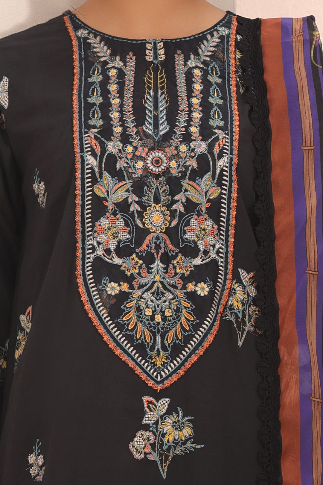 Zellbury | Unstitched 3 Piece Cambric | Embroidered Shirt Shalwar Dupatta - 1547 - House Of Hania