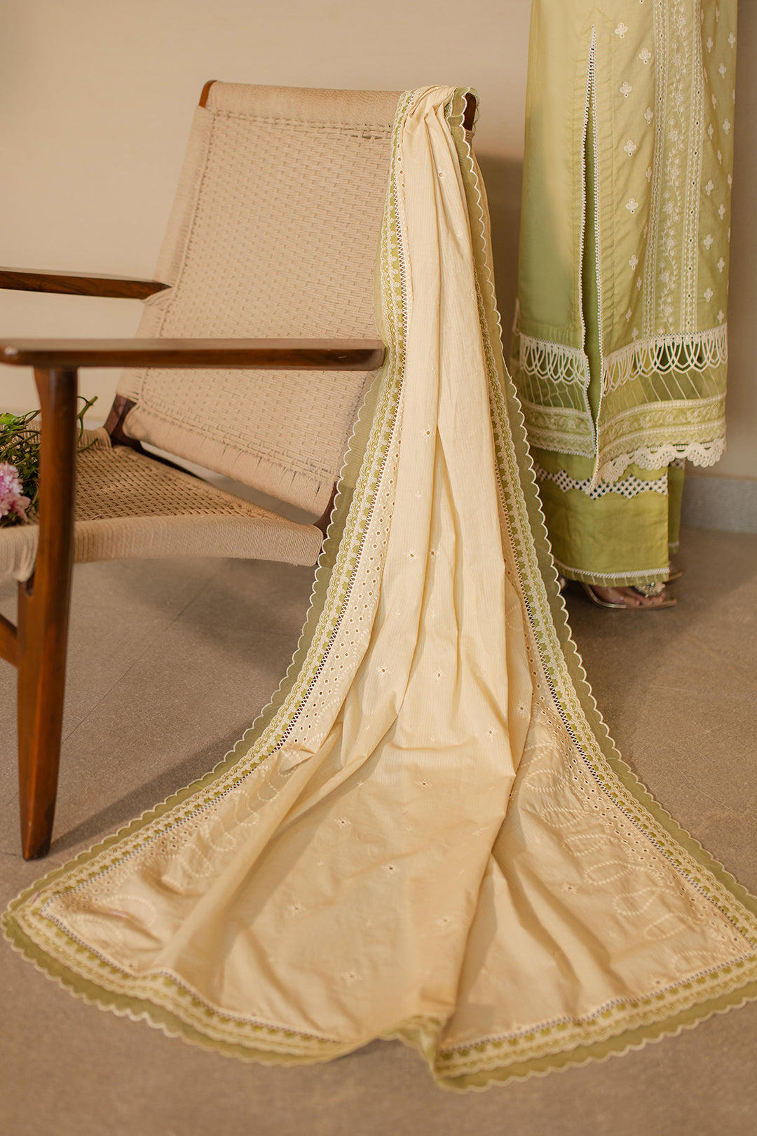 Zellbury | Unstitched 3 Piece Chikankari | Embroidered Shirt Shalwar Dupatta - 0702 - House Of Hania