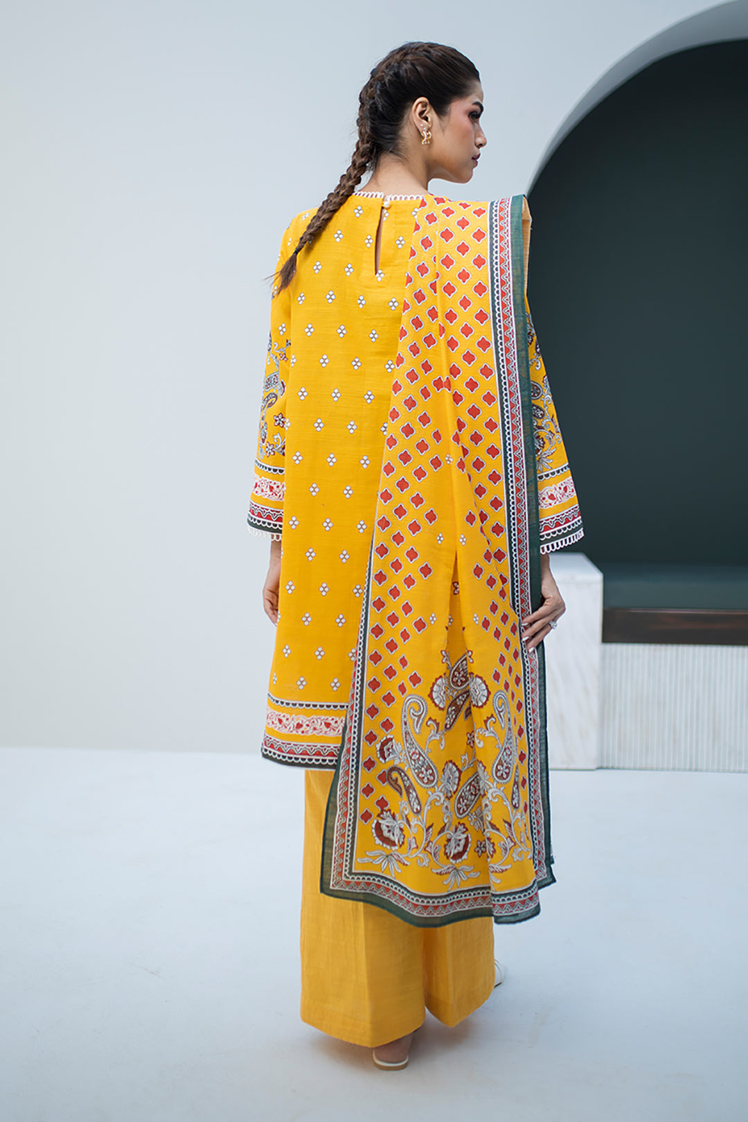 Zellbury | Unstitched 3 Piece Khaddar | Embroidered Shirt Dupatta - 0799 - House Of Hania