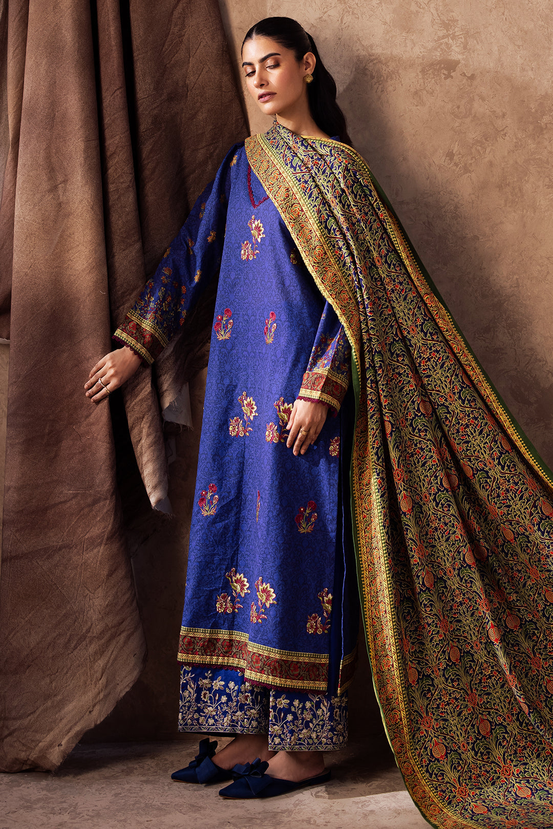 Zellbury | Unstitched 3 Piece Khaddar | Embroidered Shirt Shalwar Dupatta - 0221 - House Of Hania