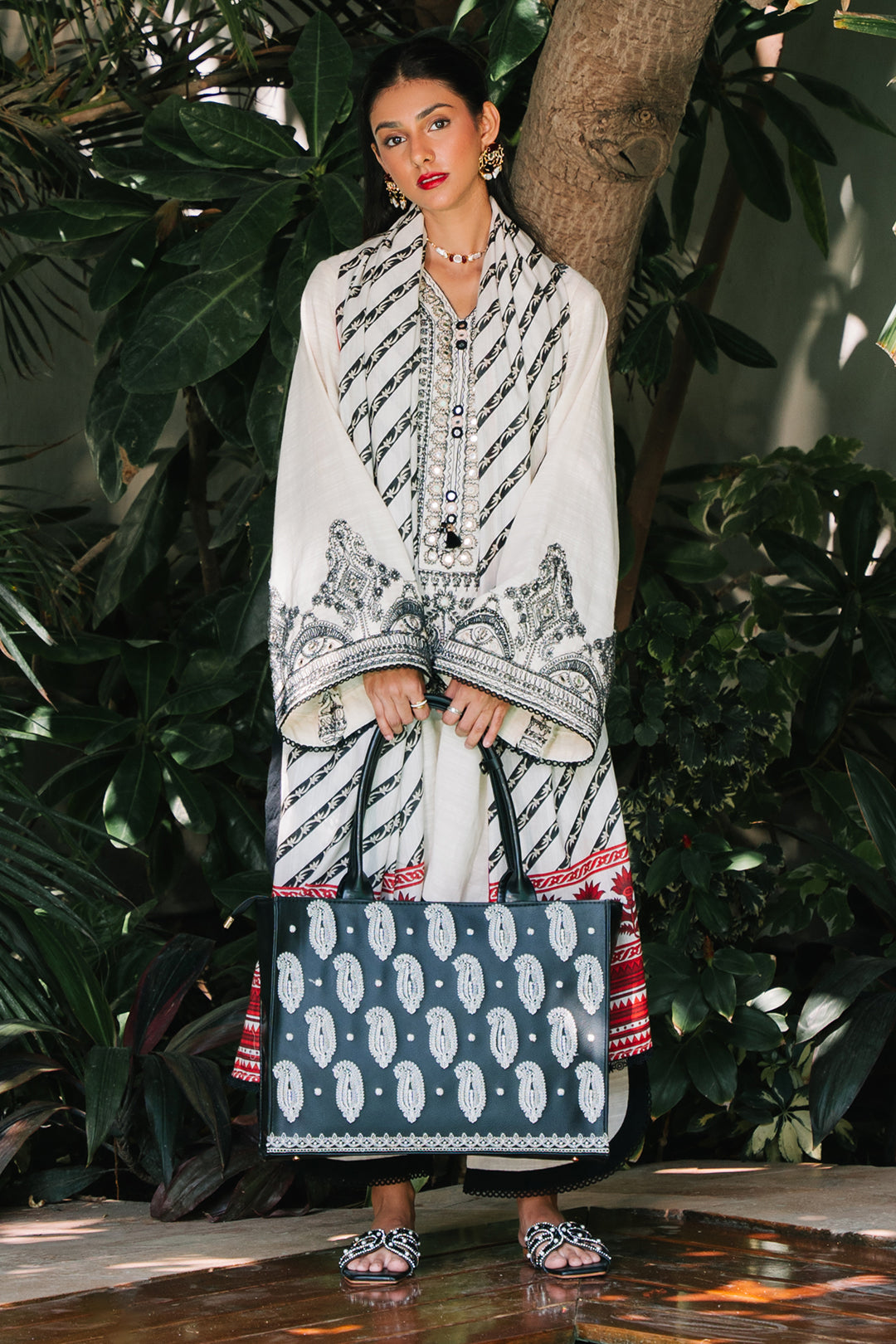 Zellbury | Unstitched 3 Piece Khaddar | Embroidered Shirt Shalwar Dupatta - 0239 - House Of Hania