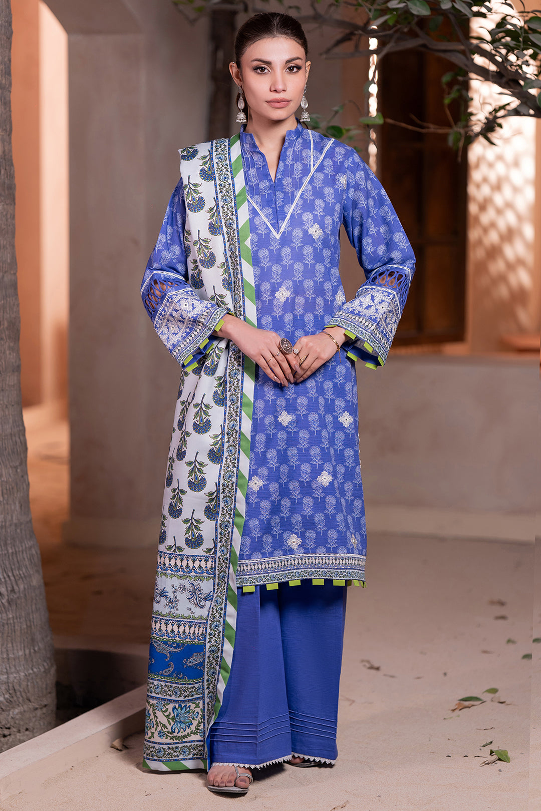 Zellbury | Unstitched 3 Piece Khaddar | Embroidered Shirt Shalwar Dupatta - 0589 - House Of Hania