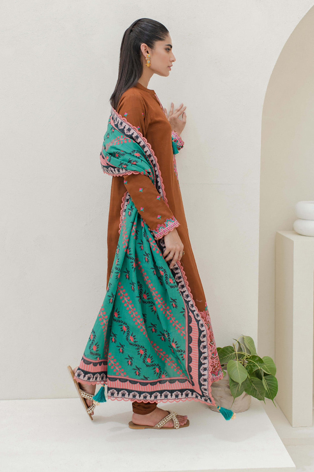 Zellbury | Unstitched 3 Piece Khaddar | Embroidered Shirt Shalwar Dupatta - 0705 - House Of Hania