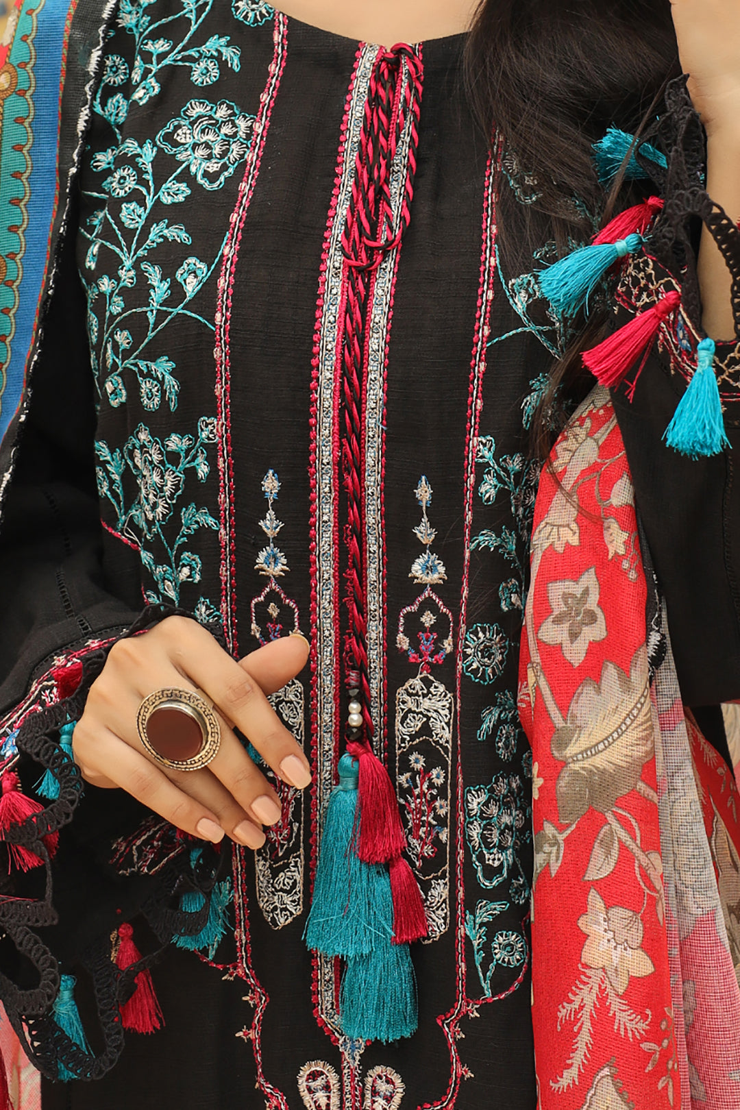 Zellbury | Unstitched 3 Piece Khaddar | Embroidered Shirt Shalwar Dupatta - 0776 - House Of Hania