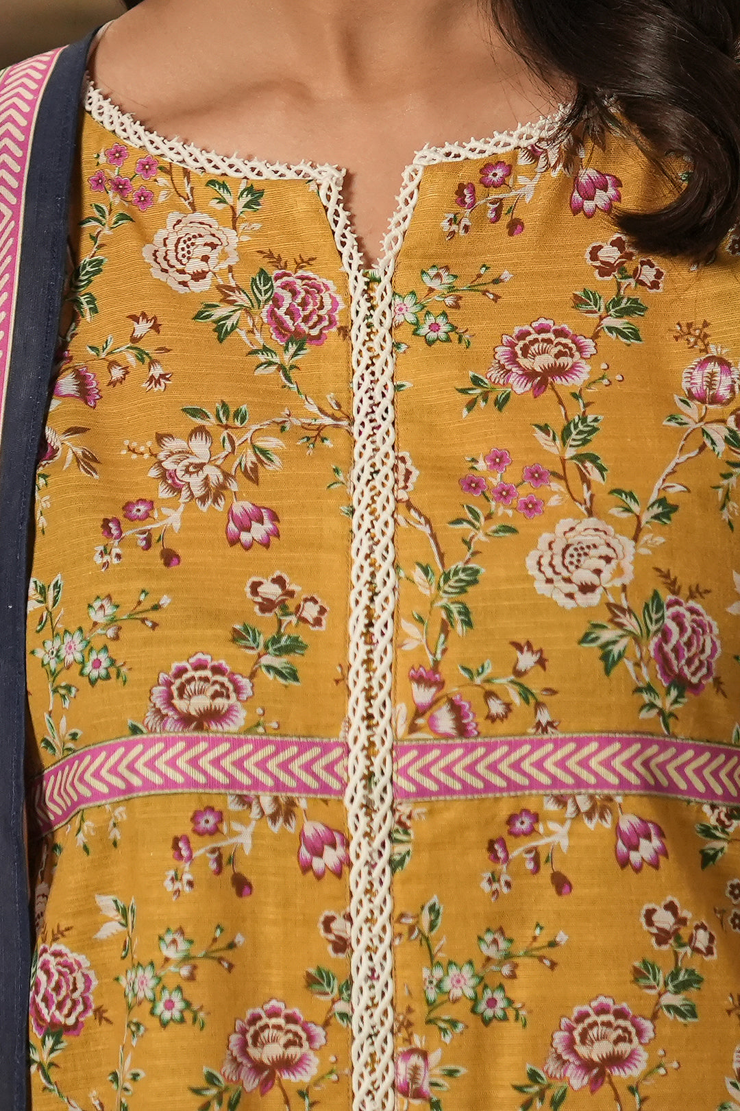 Zellbury | Unstitched 3 Piece Khaddar | Shirt Shalwar Dupatta - 0472 - House Of Hania