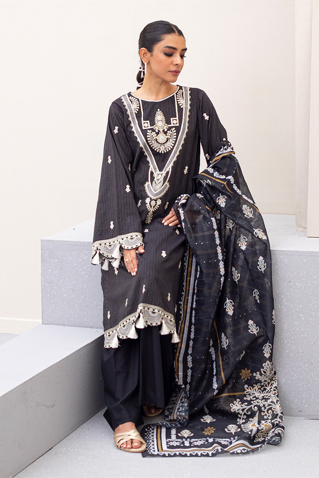 Zellbury | Unstitched 3 Piece Lawn | Embroidered Shirt Shalwar Dupatta - 0190 - House Of Hania