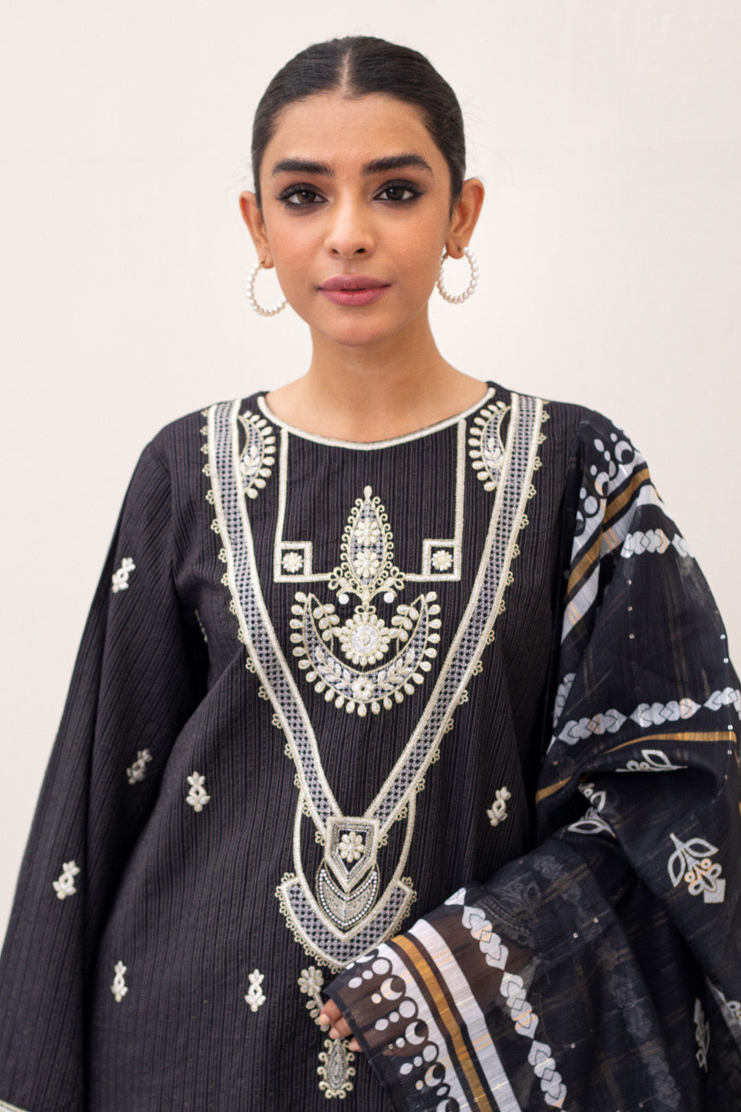 Zellbury | Unstitched 3 Piece Lawn | Embroidered Shirt Shalwar Dupatta - 0190 - House Of Hania