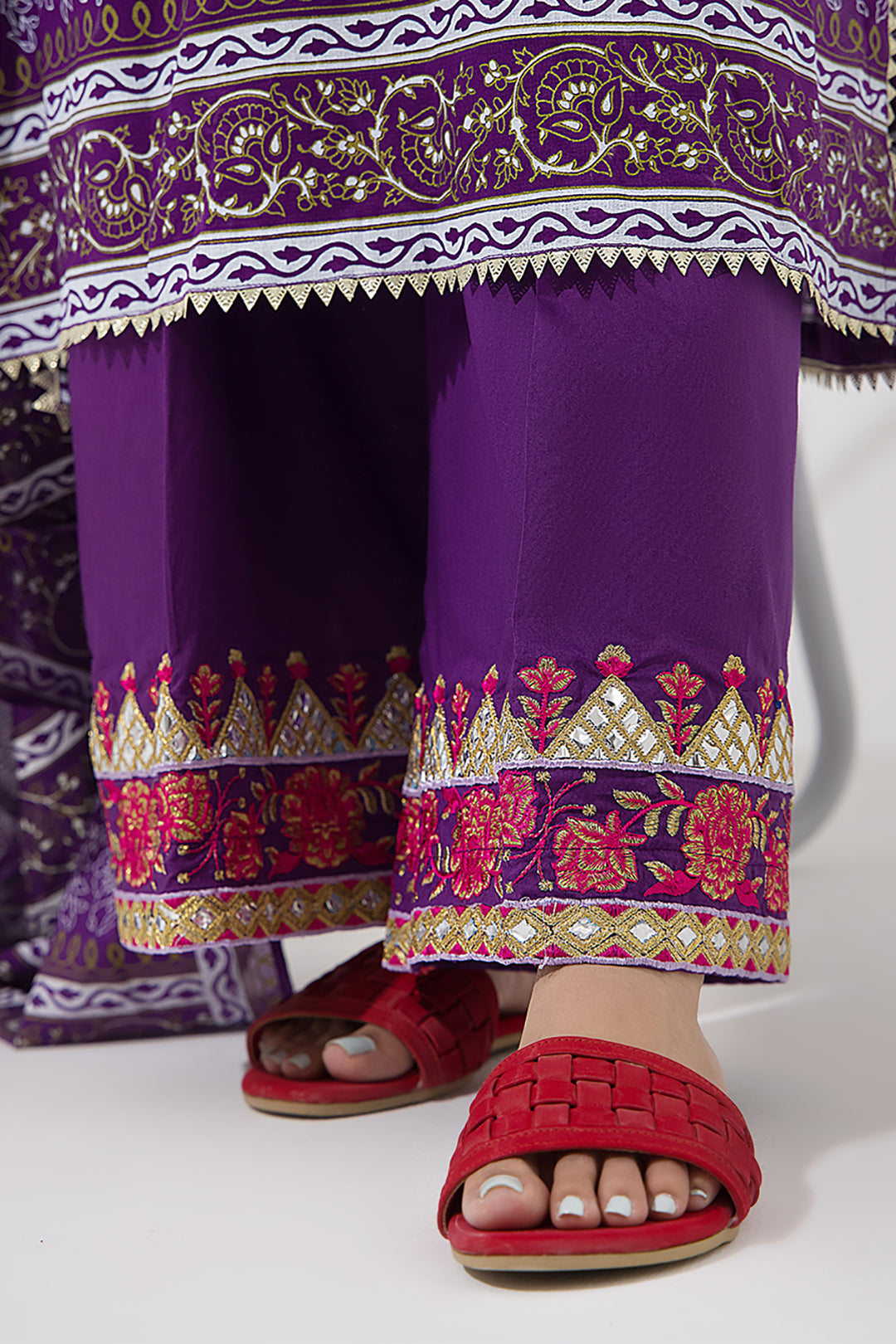 Zellbury | Unstitched 3 Piece Lawn | Embroidered Shirt Shalwar Dupatta - 0196 - House Of Hania