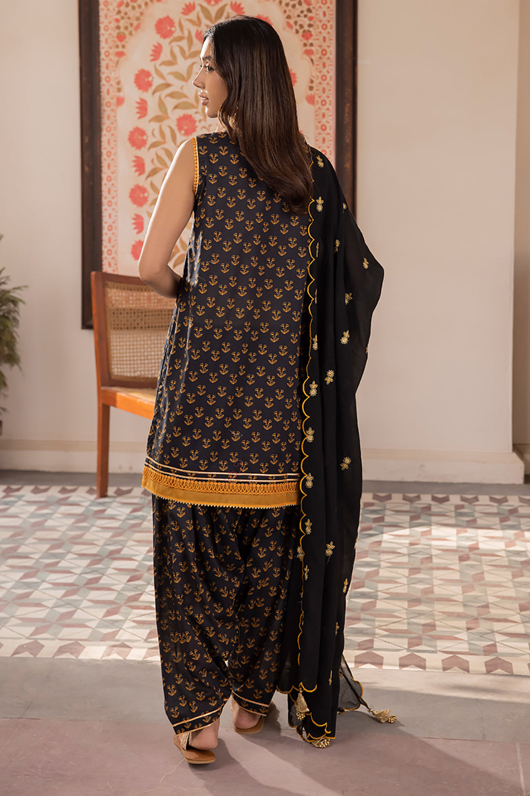 Zellbury | Unstitched 3 Piece Lawn | Embroidered Shirt Shalwar Dupatta - 1107 - House Of Hania