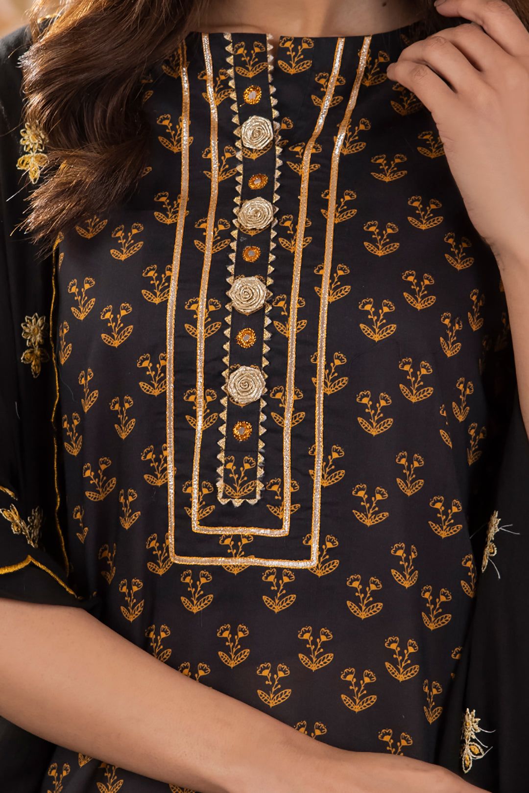 Zellbury | Unstitched 3 Piece Lawn | Embroidered Shirt Shalwar Dupatta - 1107 - House Of Hania