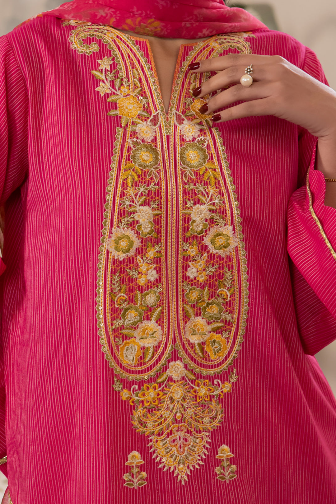 Zellbury | Unstitched 3 Piece Lawn | Embroidered Shirt Shalwar Dupatta - 1116 - House Of Hania