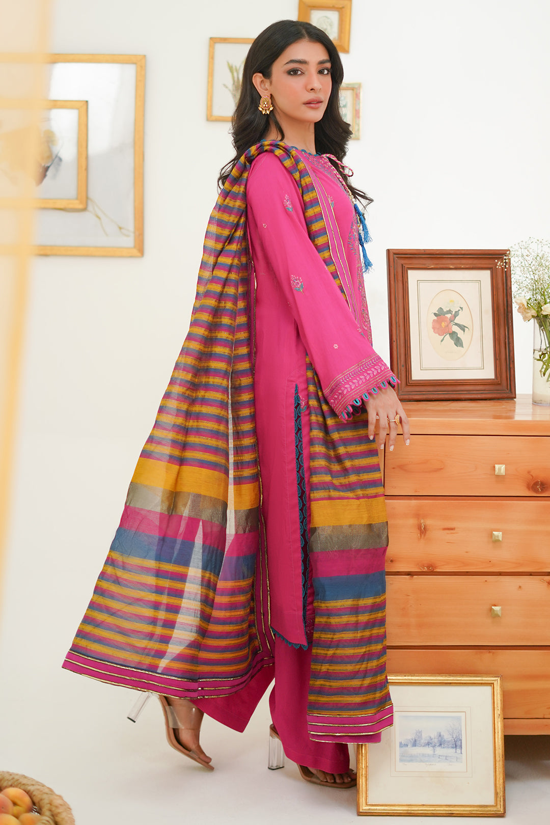 Zellbury | Unstitched 3 Piece Lawn | Embroidered Shirt Shalwar Dupatta - 1276 - House Of Hania