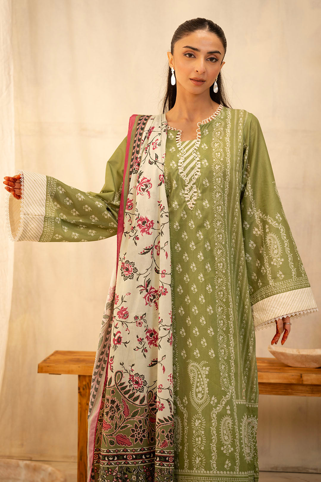 Zellbury | Unstitched 3 Piece Lawn | Shirt Shalwar Dupatta - 0134 - House Of Hania