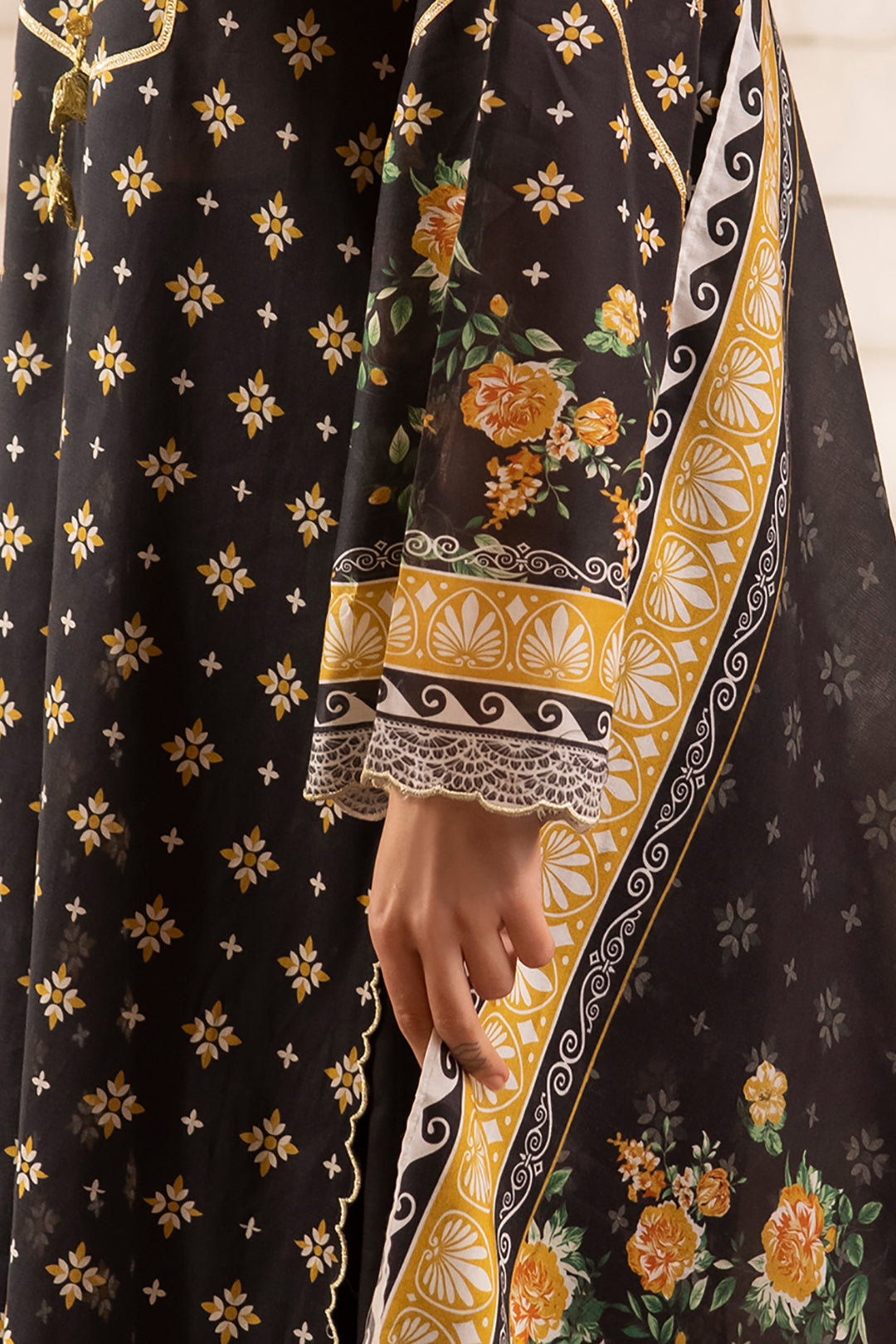 Zellbury | Unstitched 3 Piece Lawn | Shirt Shalwar Dupatta - 1081 - House Of Hania