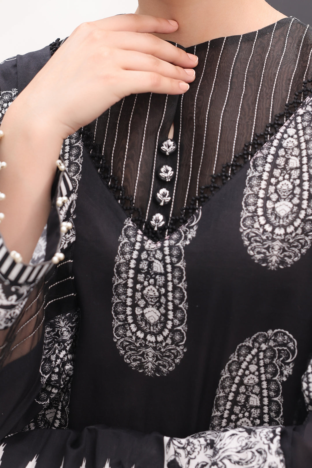 Zellbury | Unstitched 3 Piece Lawn | Shirt Shalwar Dupatta - 1525 - House Of Hania