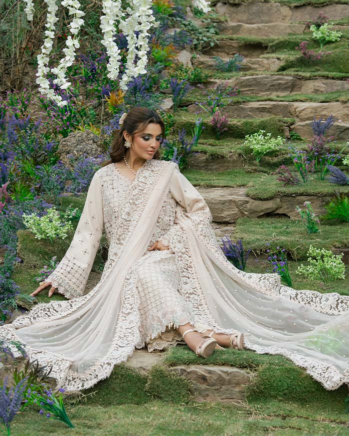 Zevk | Flora Festive Lawn | ASEEL - House Of Hania