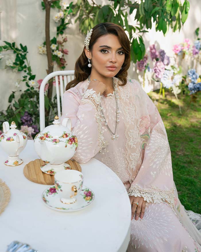 Zevk | Flora Festive Lawn | LOTUS - House Of Hania