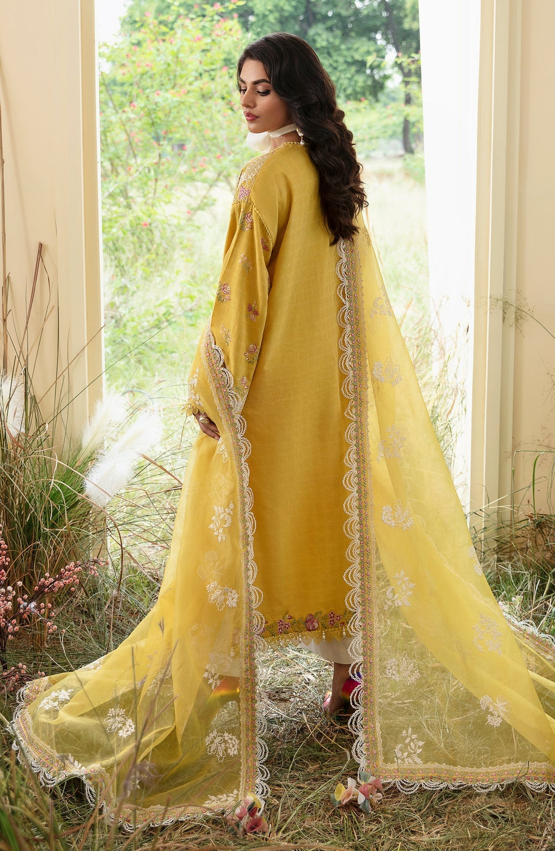 Zevk | Flora Festive Lawn | LUMANI - House Of Hania