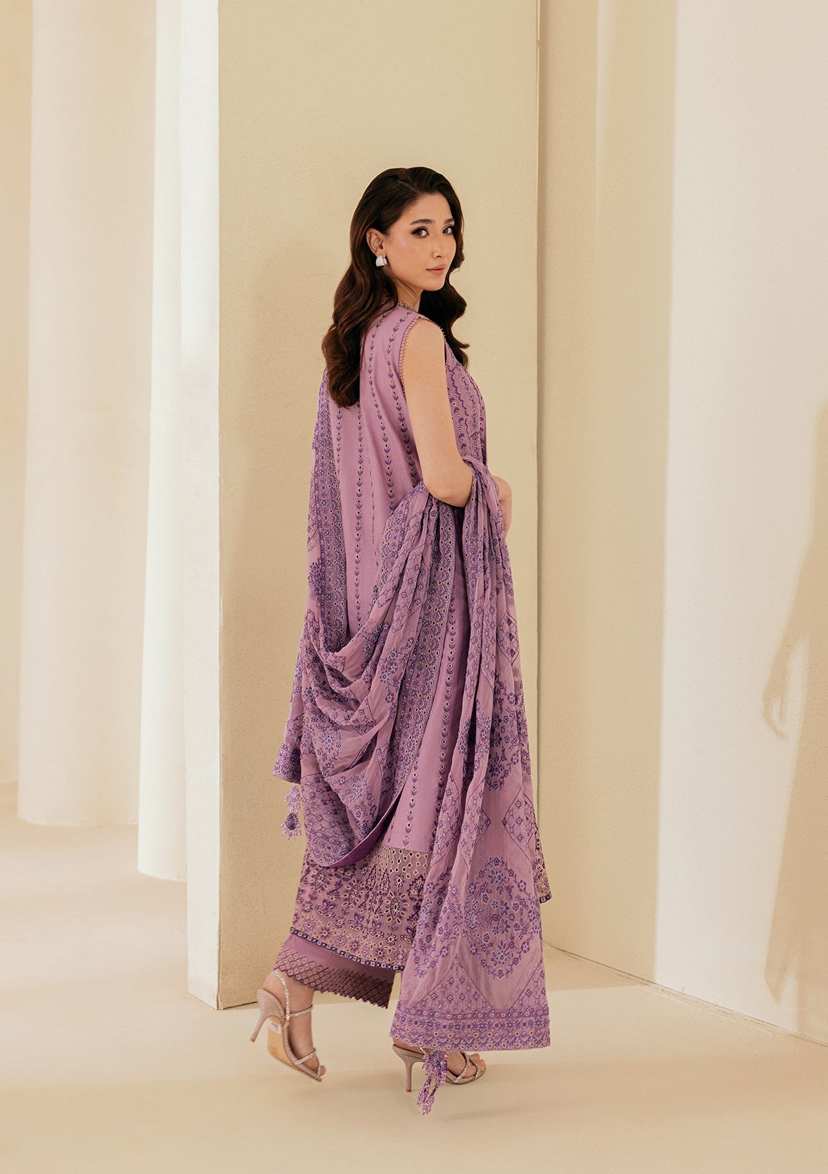 Aik Atelier | Lawn 26 Vol 2 | Look B2605B - 5