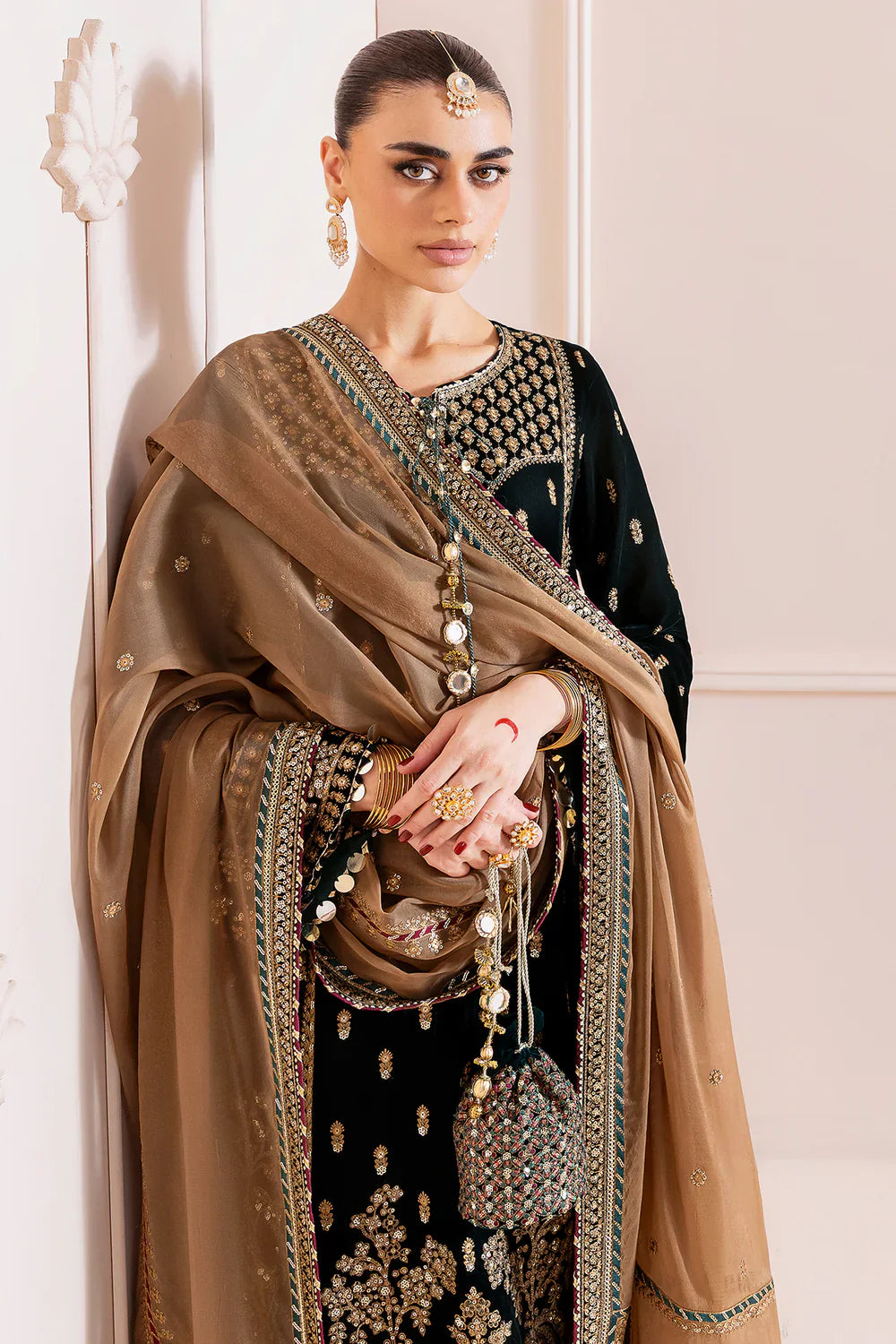 jazmin | Chandani Velvet Formals '25 | Embroidered Velvet Formal CVF D-01 - House Of Hania