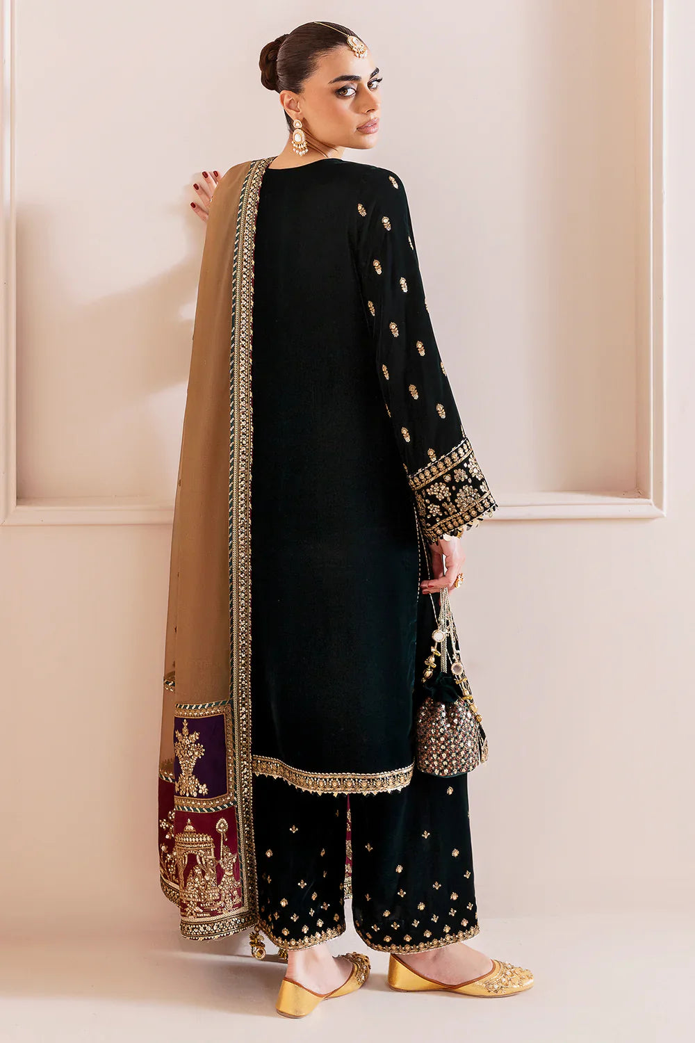 jazmin | Chandani Velvet Formals '25 | Embroidered Velvet Formal CVF D-01 - House Of Hania