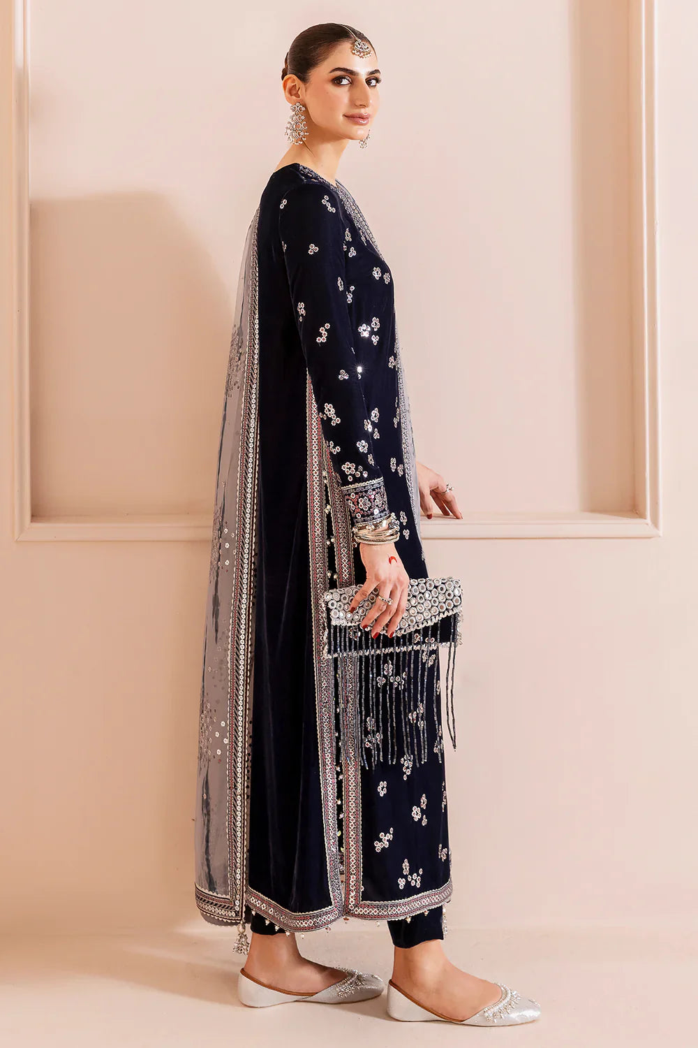 jazmin | Chandani Velvet Formals '25 | Embroidered Velvet Formal CVF D-03 - House Of Hania