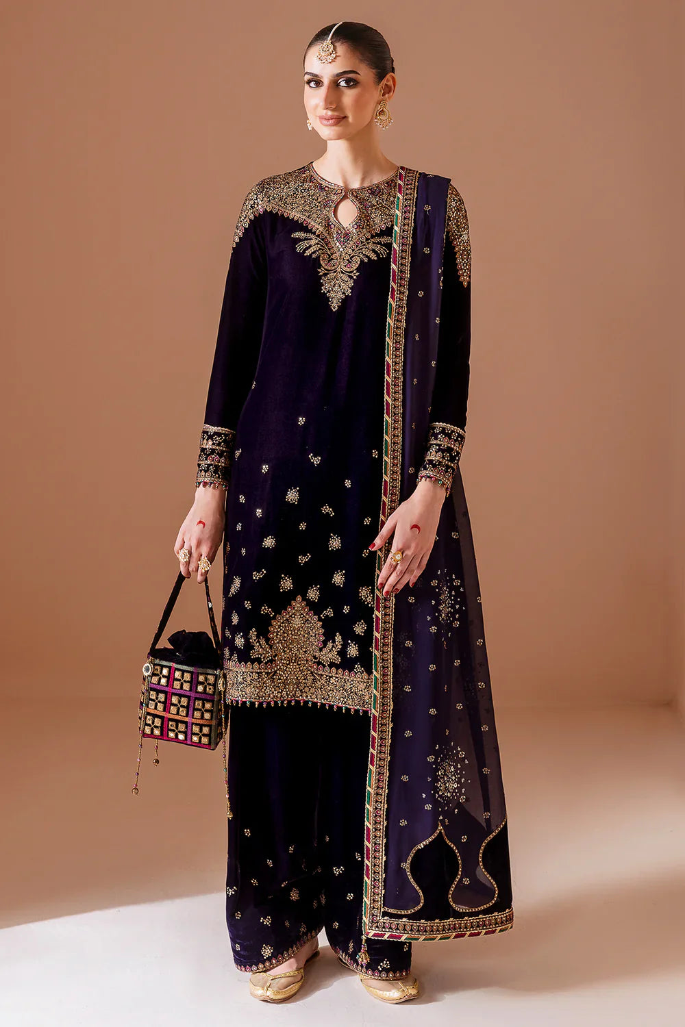 jazmin | Chandani Velvet Formals '25 | Embroidered Velvet Formal CVF D-08 - House Of Hania