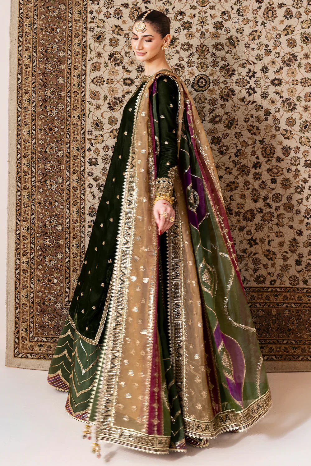 jazmin | Chandani Velvet Formals '25 | Embroidered Velvet Formal CVF D-09 - House Of Hania