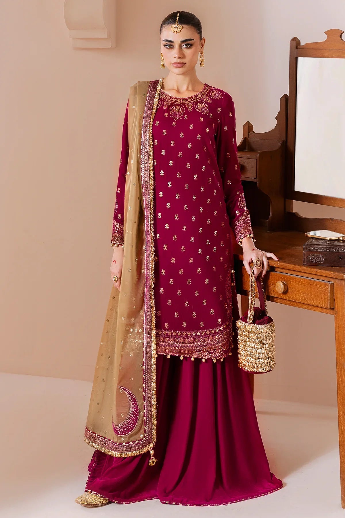 jazmin | Chandani Velvet Formals '25 | Embroidered Velvet Formal CVF D-11 - House Of Hania