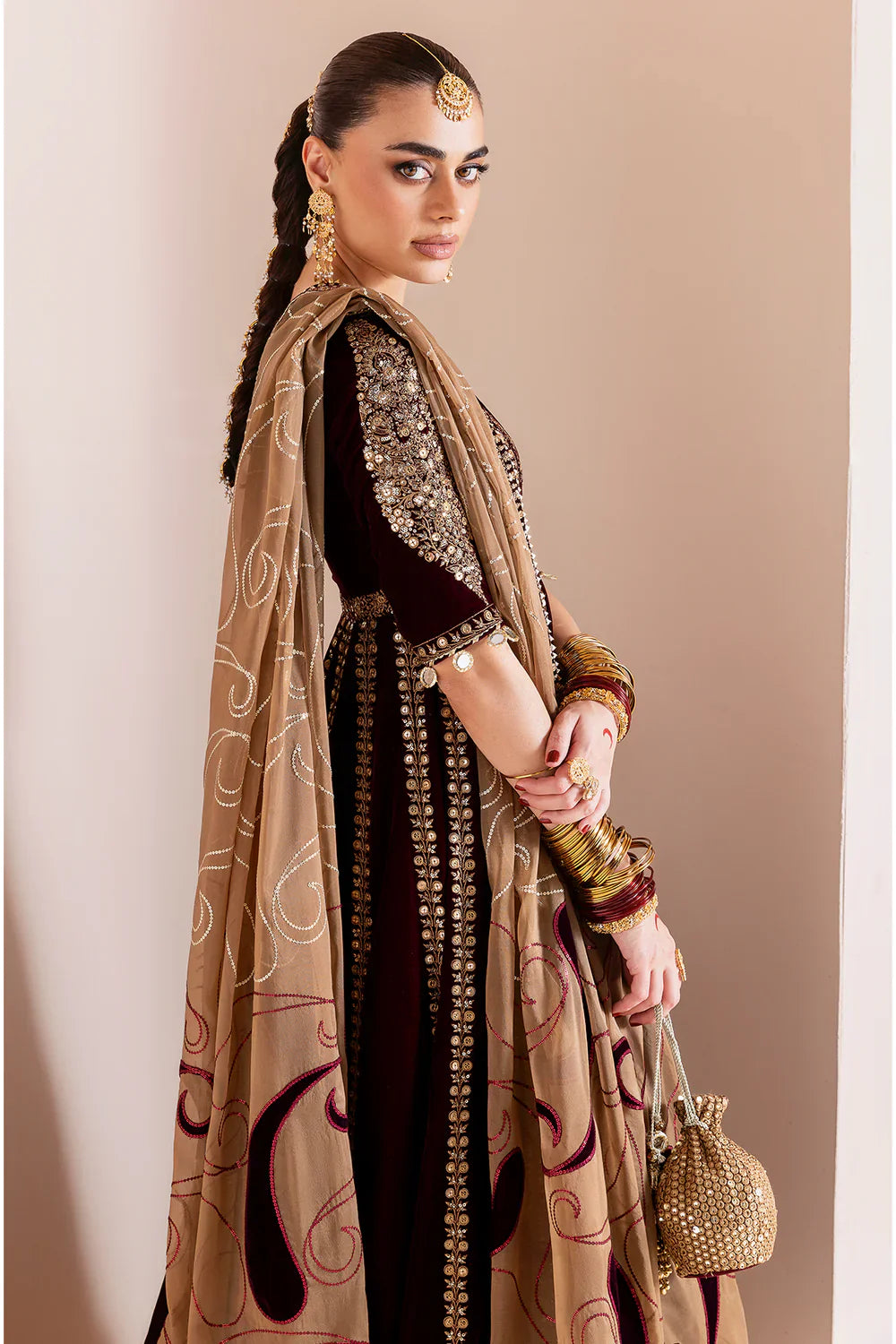 jazmin | Chandani Velvet Formals '25 |Embroidered Velvet Formal CVF D-12 - House Of Hania