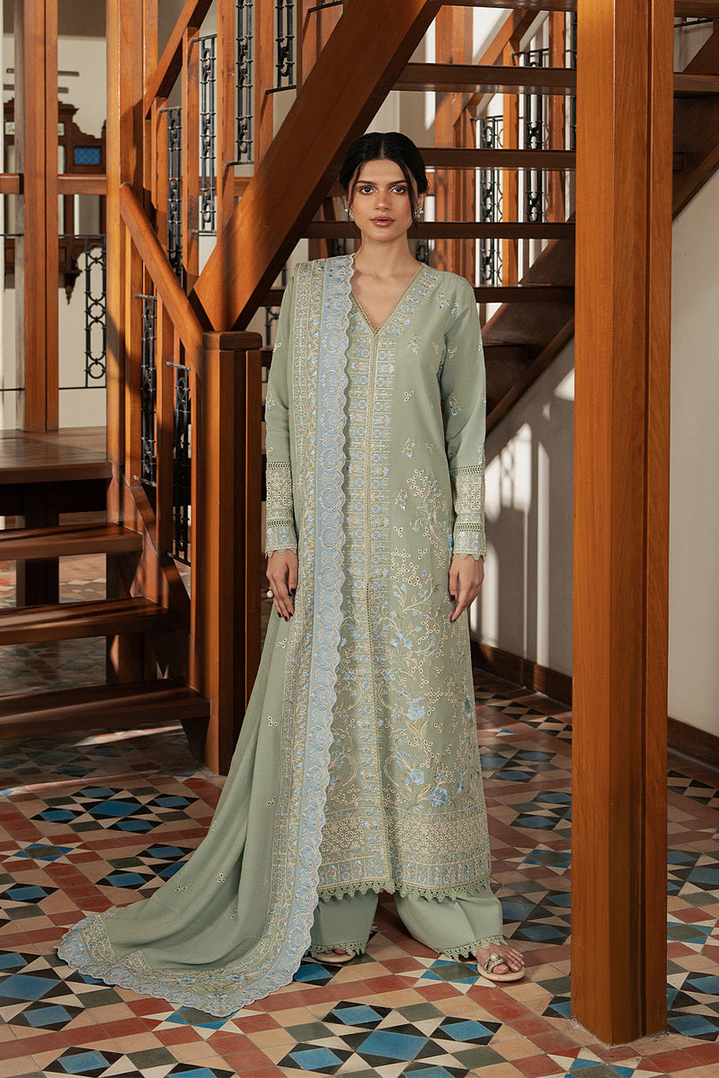 Model wearing Afrozeh Rimelle ivory long shirt & trousers