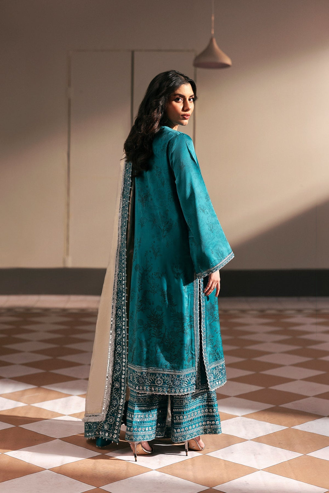 Afrozeh | Silk Muse 26 | Veloural - Image 1